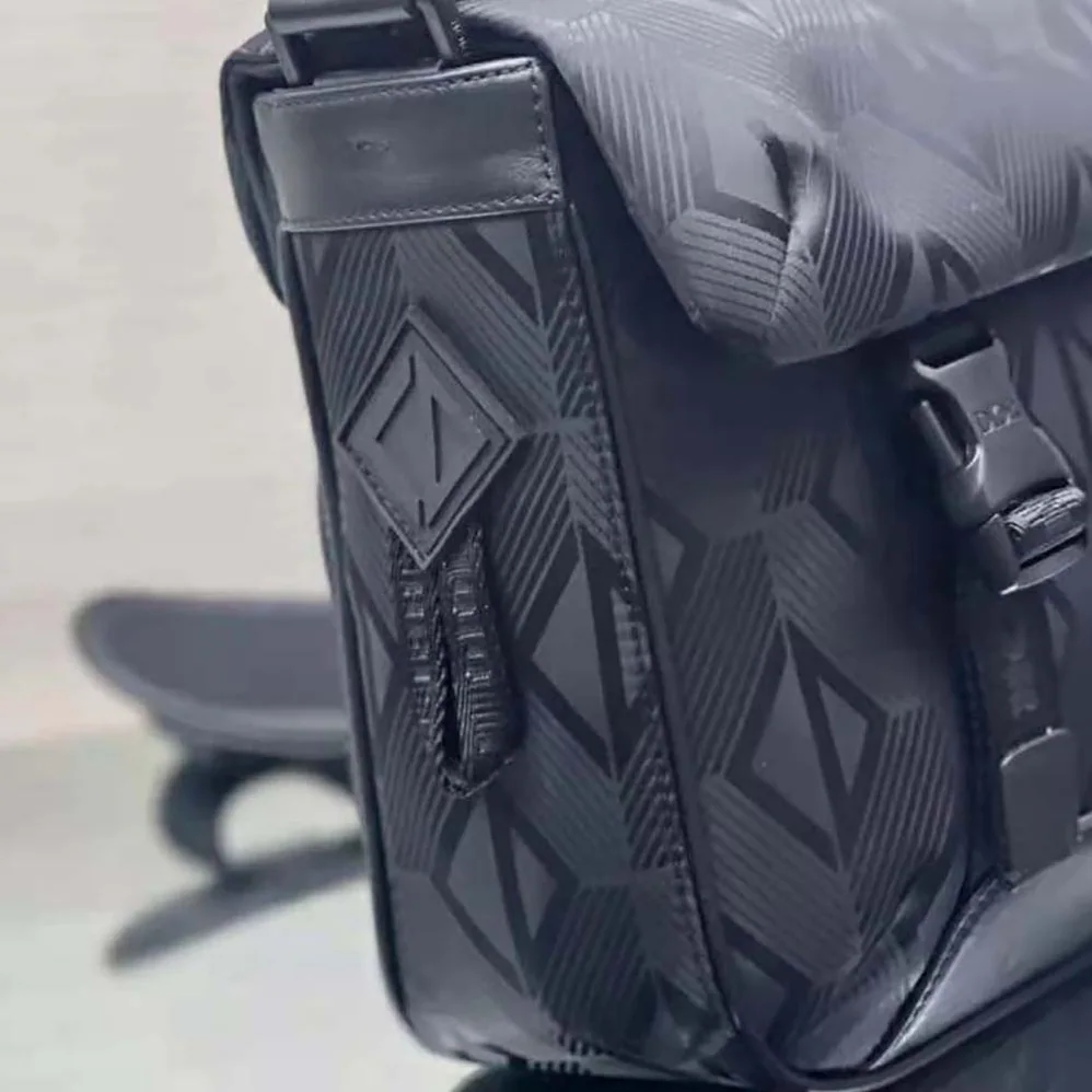 Dior Explorer Messenger Bag Black CD Diamond Mirage Ski Capsule Nylon for Men