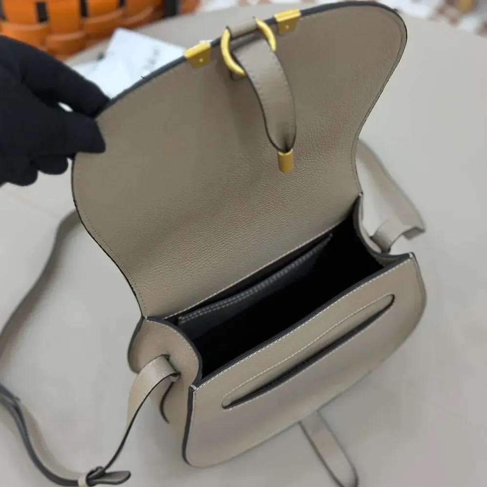 Chloe Marcie Saddle Bag is Crafted Leather for Women Chloe Marcie Saddle Bag is Crafted Leather for Women
