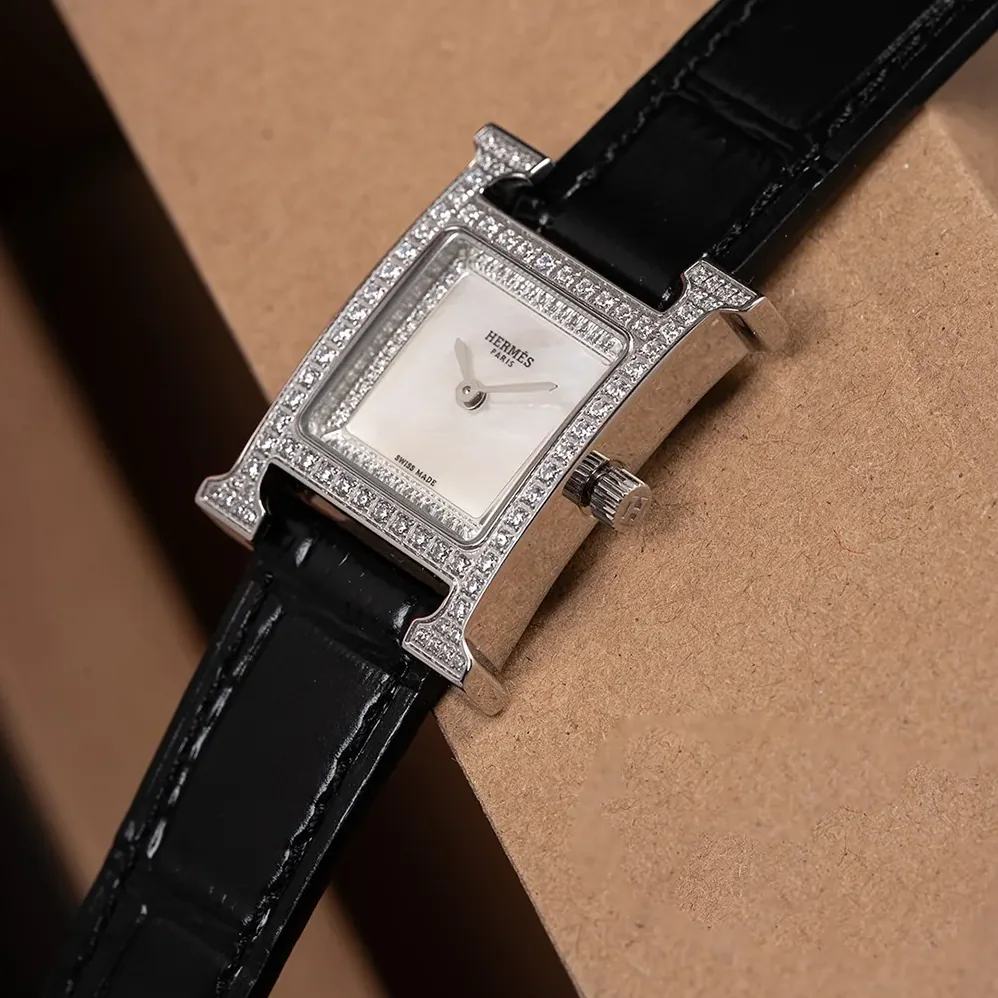 Hermes Heure H Watch Mini Model 21 mm for Women in Silver