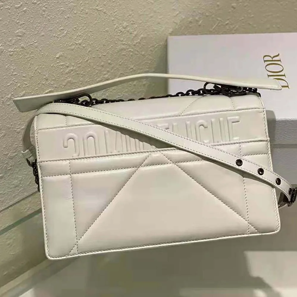 Dior 30 Montaigne Chain Bag with Handle Latte Maxicannage Lambskin for Women Dior 30 Montaigne Chain Bag with Handle Latte Maxicannage Lambskin for Women