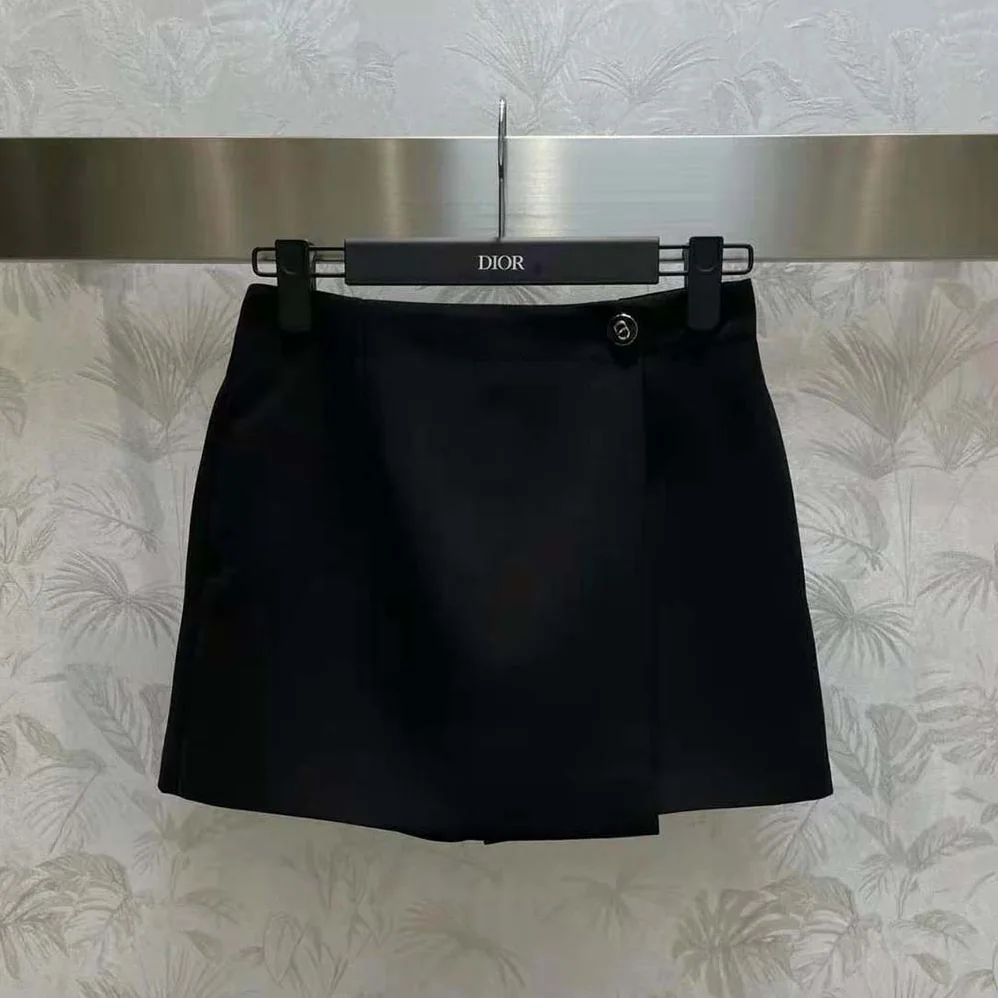 Dior Skort with CD Button Black Wool and Silk for Women Dior Skort with CD Button Black Wool and Silk for Women