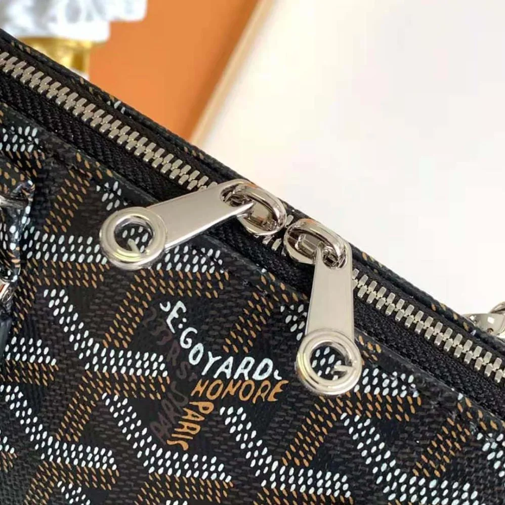 Goyard Vendôme Mini Bag for Women in Black