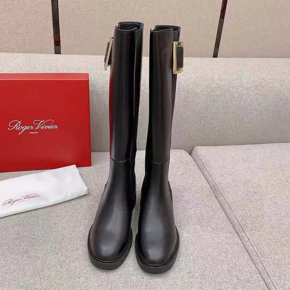 Roger Vivier Viv' Rangers Metal Buckle Chelsea Boots in Leather for Women Roger Vivier Viv' Rangers Metal Buckle Chelsea Boots in Leather for Women