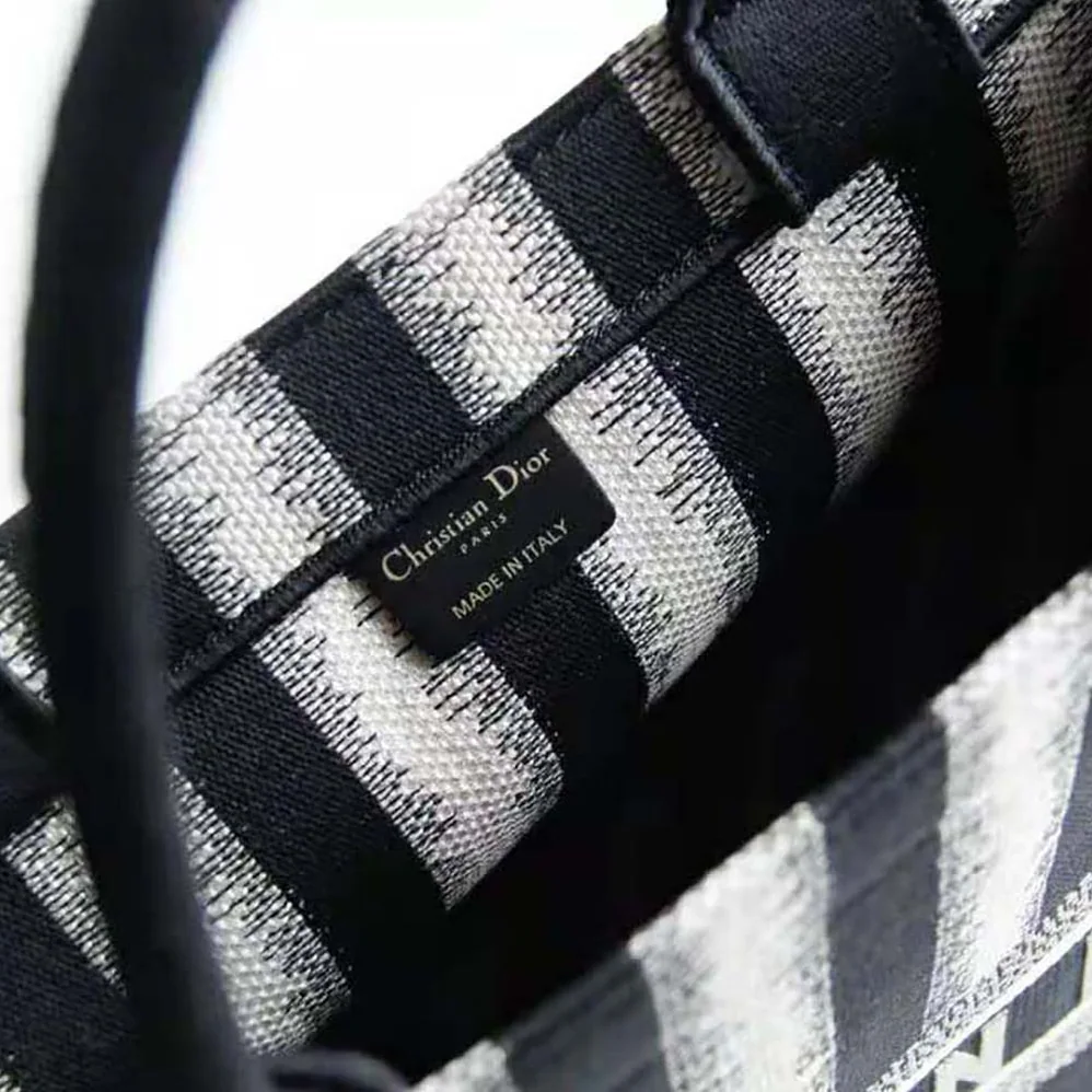 Dior Dior Book Tote Blue D for Women in Stripes Embroidery Dior Dior Book Tote Blue D for Women in Stripes Embroidery