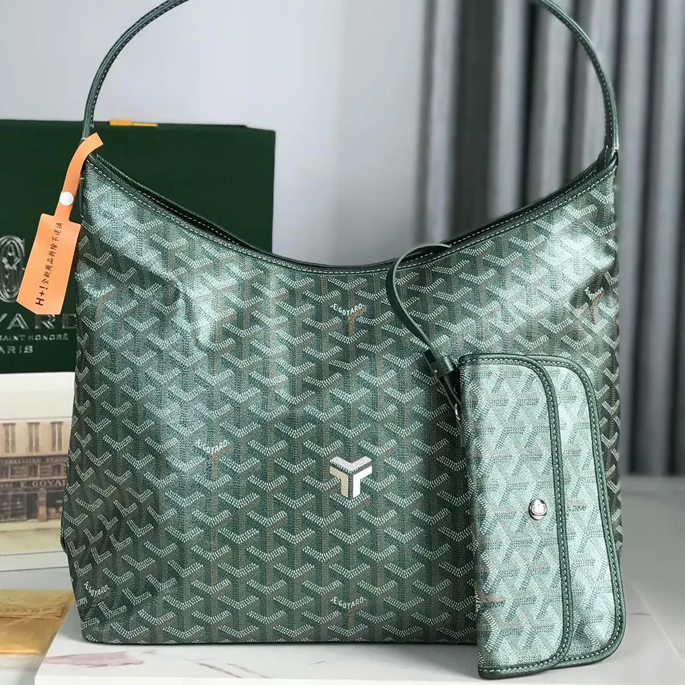 Goyard Bohème Hobo bag for Unisex in Pearly Green Goyard Bohème Hobo bag for Unisex in Pearly Green
