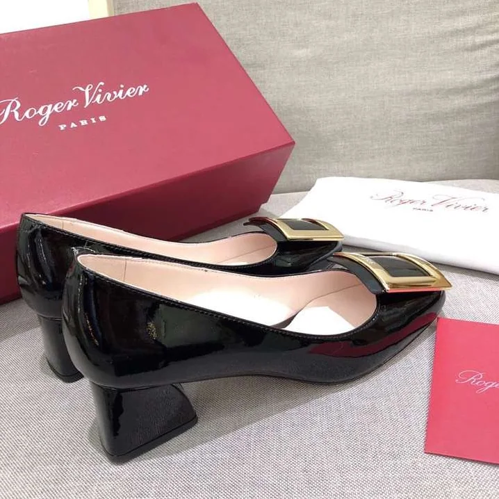 Roger Vivier Tres Vivier Ballerinas 2.54 cm Heel for Women in Black Roger Vivier Tres Vivier Ballerinas 2.54 cm Heel for Women in Black