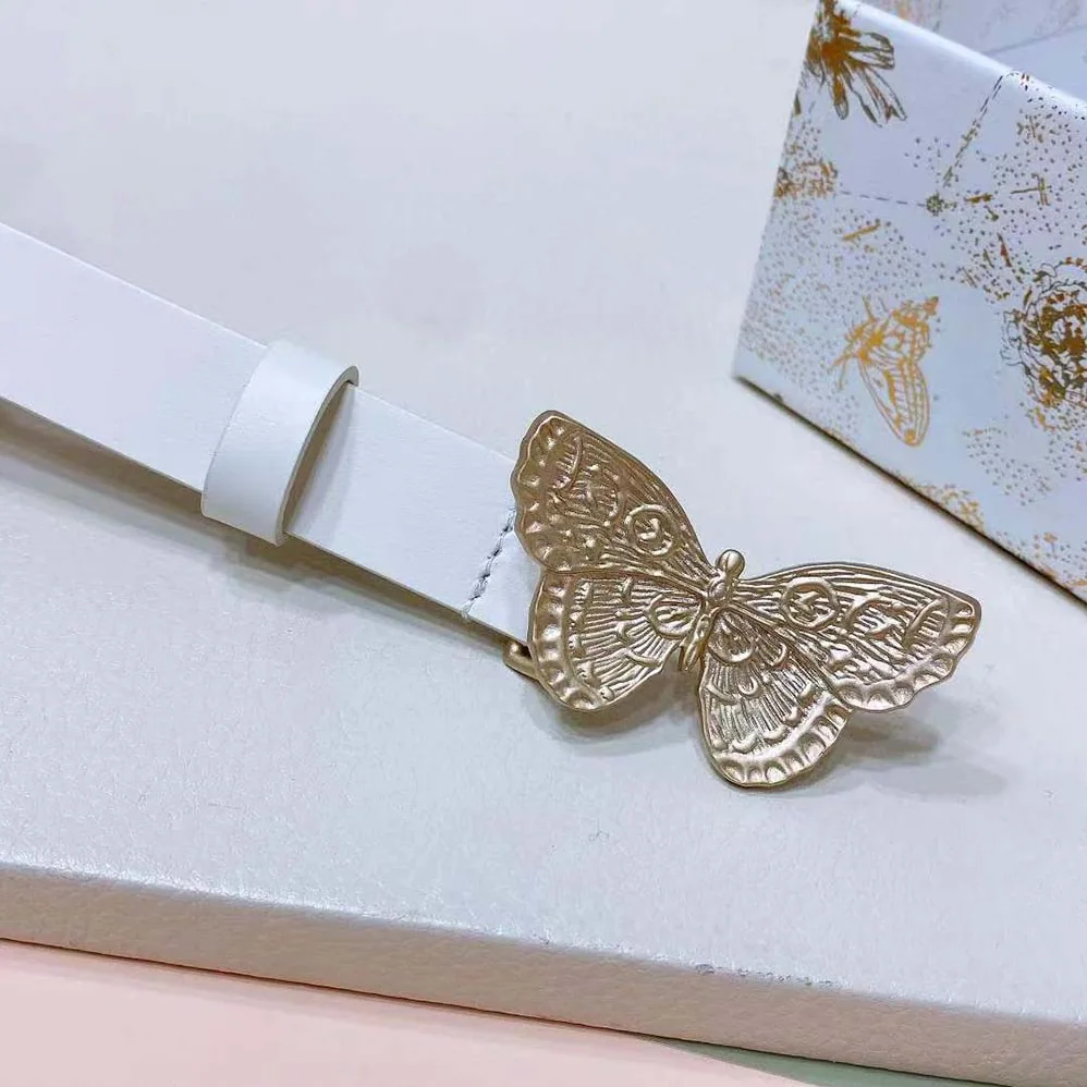Dior Métamorphose Belt White Ultrasmooth Calfskin 20 MM for Women in Gold Dior Métamorphose Belt White Ultrasmooth Calfskin 20 MM for Women in Gold