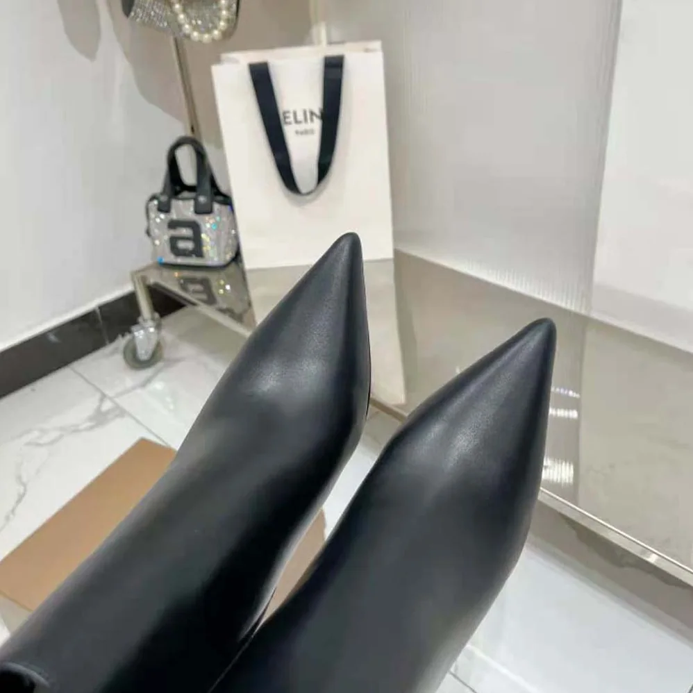 Christian Louboutin So Kate Booty 85 mm Low Boots for Women in Black Christian Louboutin So Kate Booty 85 mm Low Boots for Women in Black