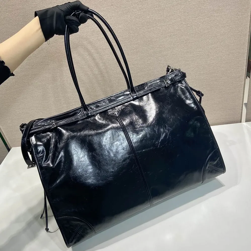 Prada Bonnie Leather Tote Bag for Unisex