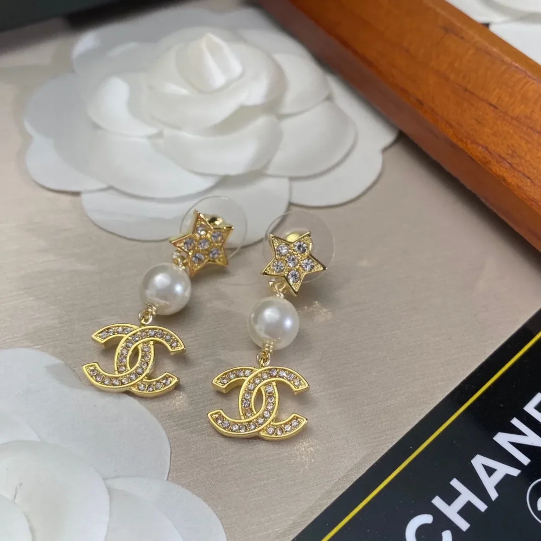 Chanel Star Earrings Gold Chanel Star Earrings Gold