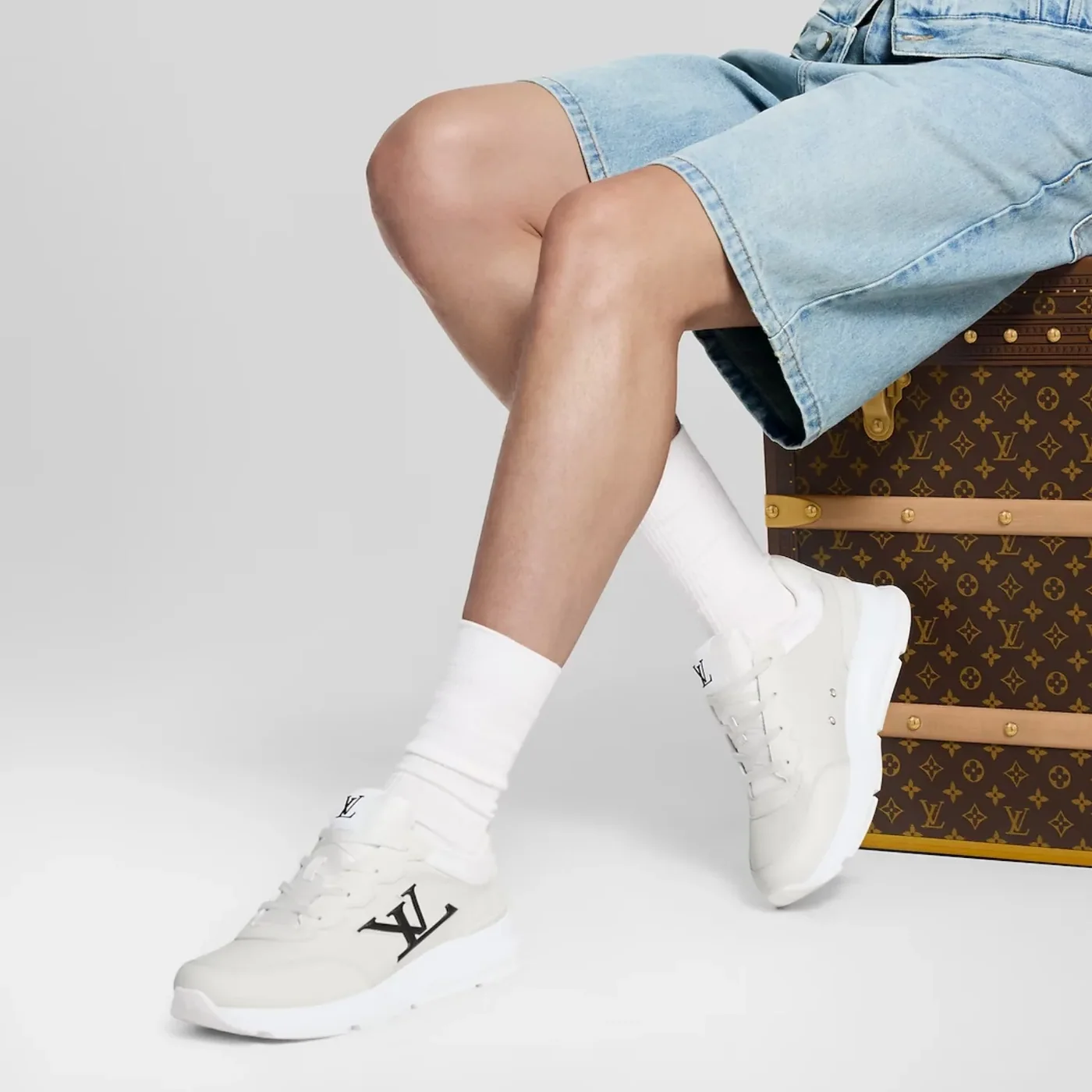 Louis Vuitton LV Classic Sneaker White - 1AHSTJ