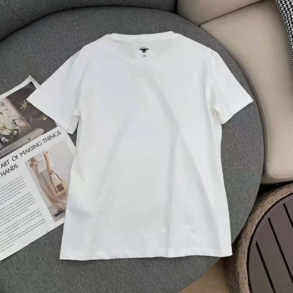 Dior T-shirt Ecru Cotton Jersey and Linen with Blue Rêve D'Infini Motif for Women Dior T-shirt Ecru Cotton Jersey and Linen with Blue Rêve D'Infini Motif for Women