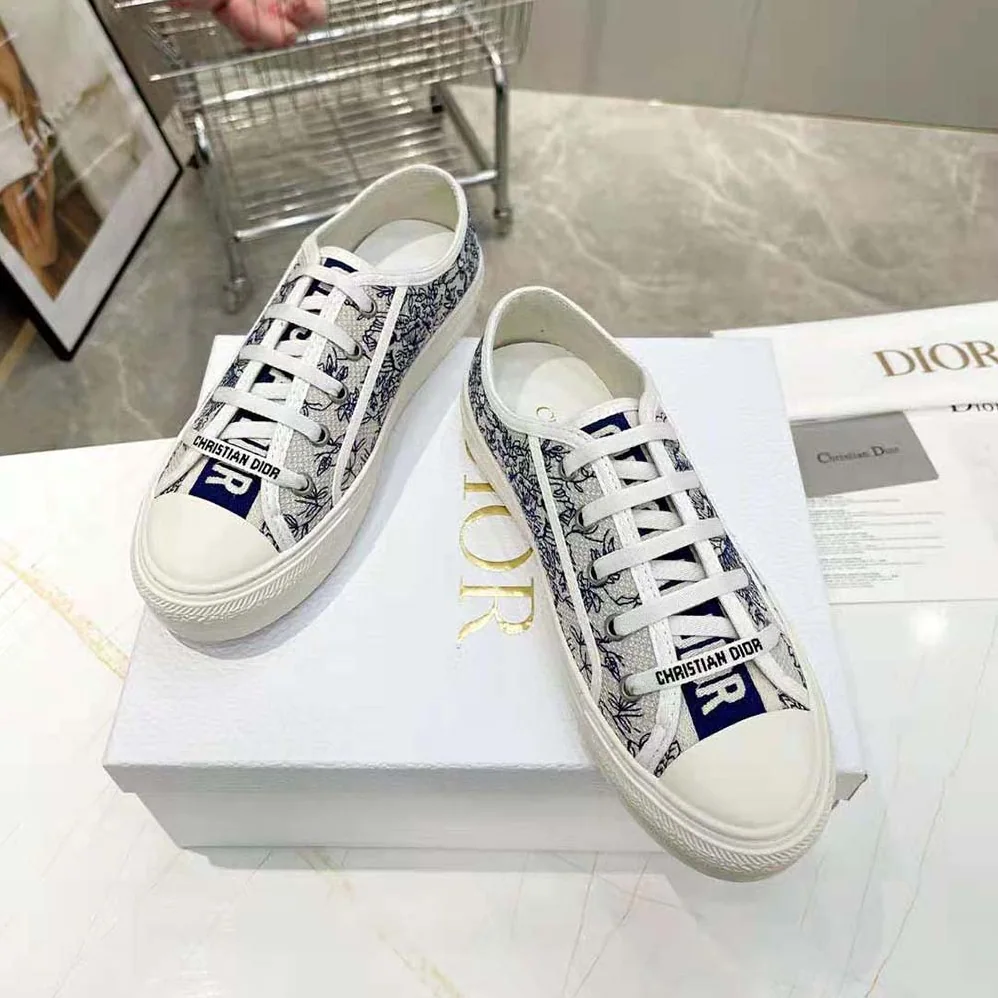 Dior Walk'N'Dior Sneaker White and Blue Dior Jardin D'Hiver Embroidered Cotton for Women