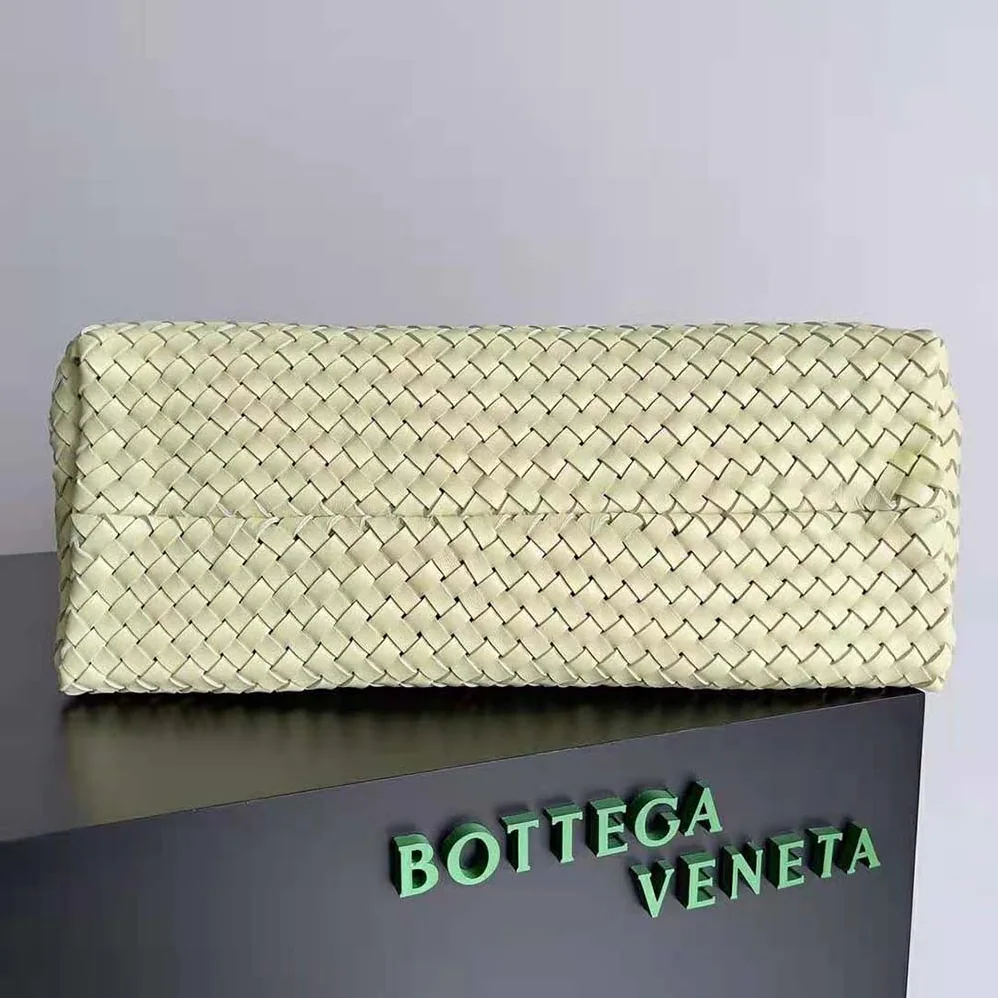 Bottega Veneta Medium Cabat Leather Tote Bag for Women in Lime Bottega Veneta Medium Cabat Leather Tote Bag for Women in Lime