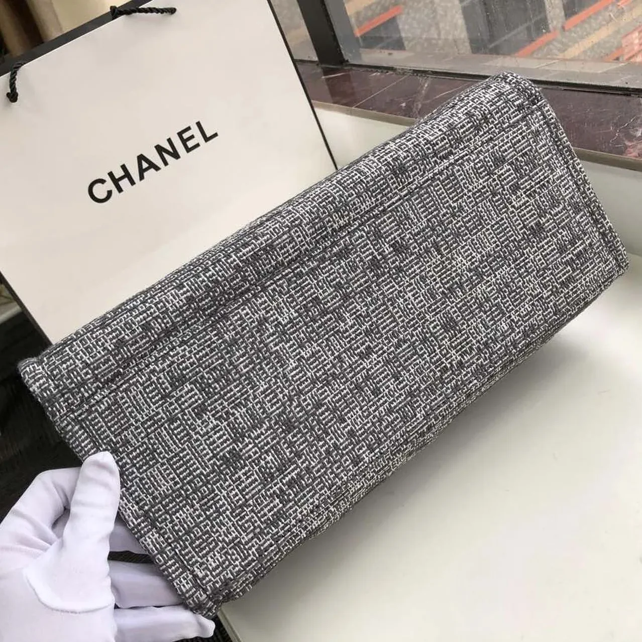 Chanel Deauville Tote Bag / Black/Grey Canvas Silver Hardware Chanel Deauville Tote Bag / Black/Grey Canvas Silver Hardware