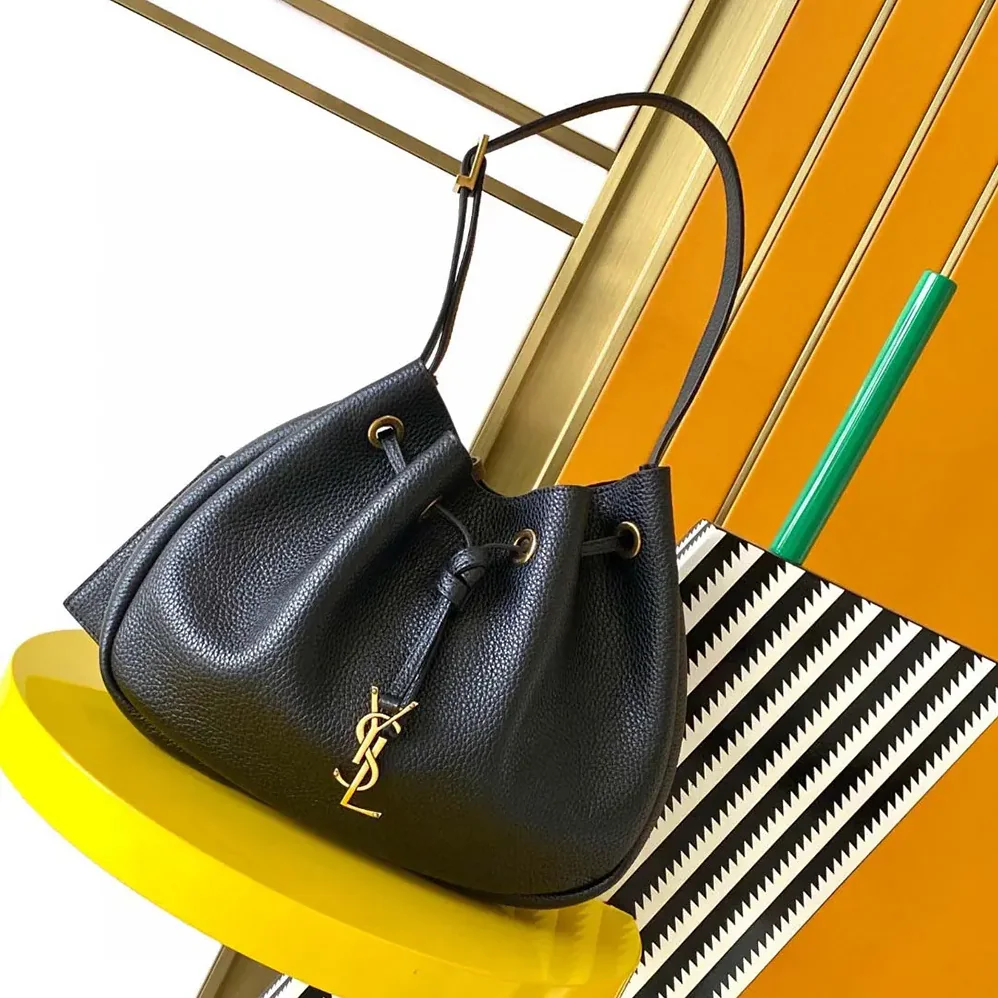 Saint Laurent YSL Paris VII Small Hobo in Grained Leather for Women in Black