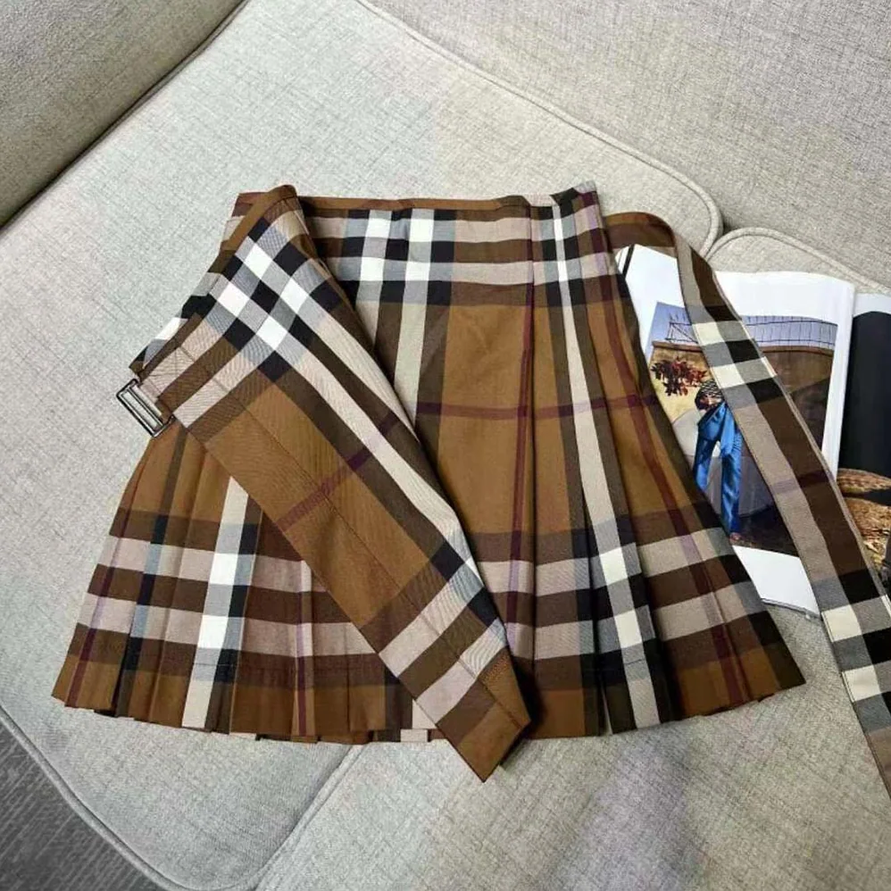 Burberry Check Wool Pleated Skirt for Women Burberry Check Wool Pleated Skirt for Women