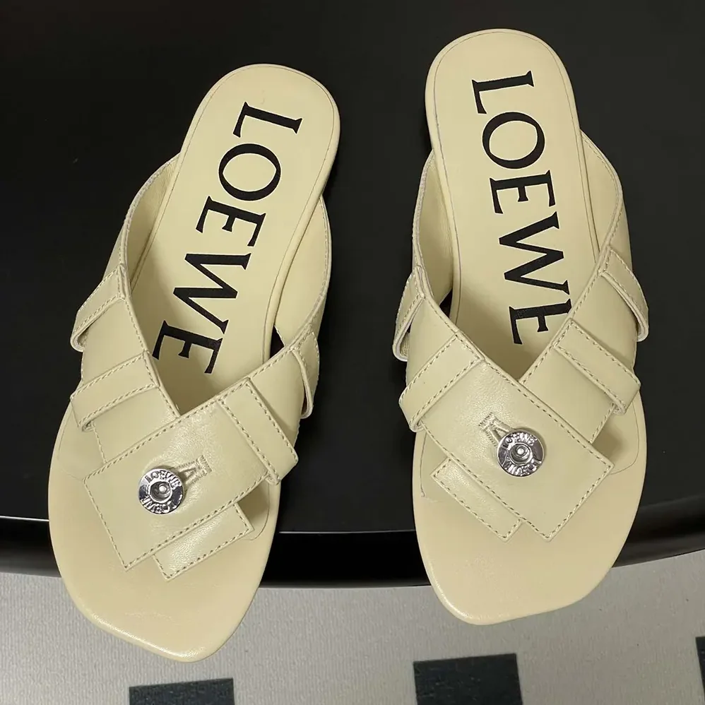 Loewe Toy Panta Toe Post Sandal in Lambskin for Women in Beige Loewe Toy Panta Toe Post Sandal in Lambskin for Women in Beige