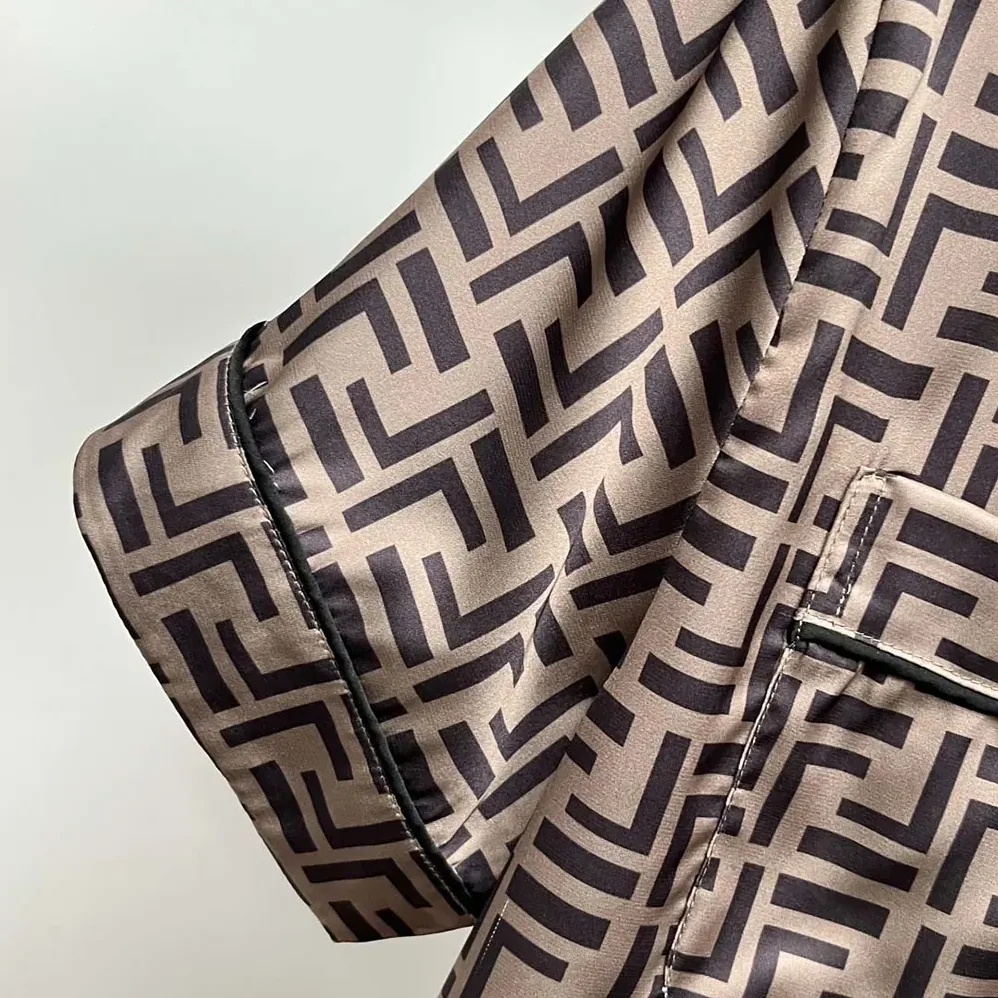 Fendi FF Short for Men in Sleeved Silk Pajama Set Fendi FF Short for Men in Sleeved Silk Pajama Set