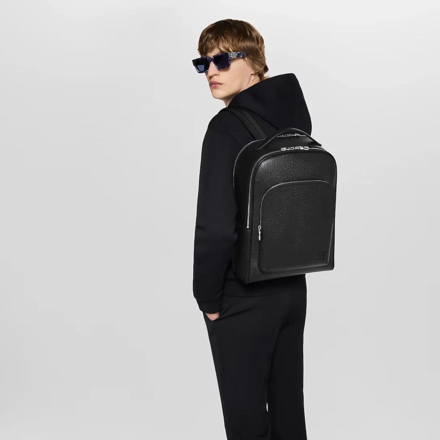 Louis Vuitton Avenue Backpack Black / Louis Vuitton Avenue Backpack Black /