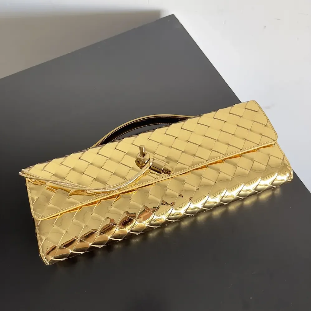 Bottega Veneta Andiamo Clutch in Intrecciato Leather for Women in Gold Bottega Veneta Andiamo Clutch in Intrecciato Leather for Women in Gold
