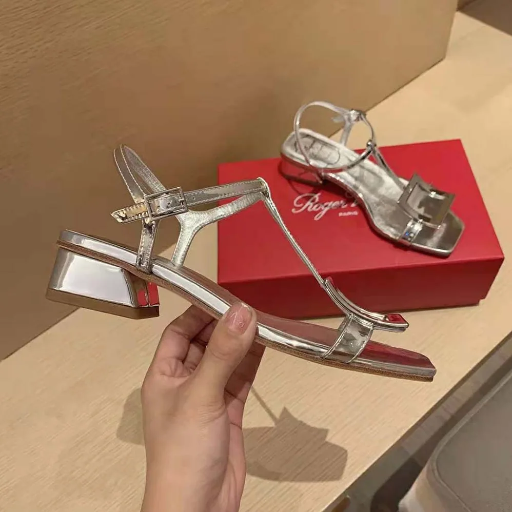 Roger Vivier Bikiviv' Metal Buckle Sandals in Leather for Women in Silver Roger Vivier Bikiviv' Metal Buckle Sandals in Leather for Women in Silver
