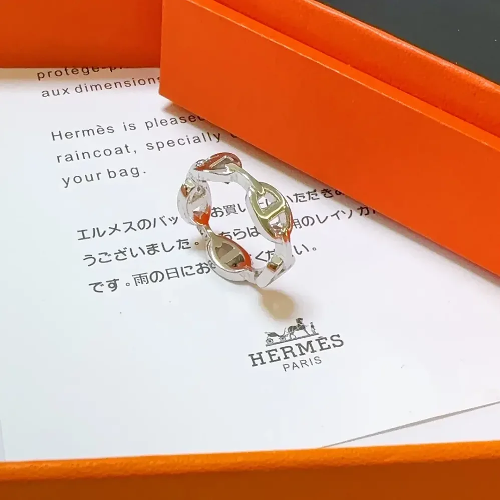 Hermes Chaine D Ancre Enchainee Ring Small Model for Women Hermes Chaine D Ancre Enchainee Ring Small Model for Women