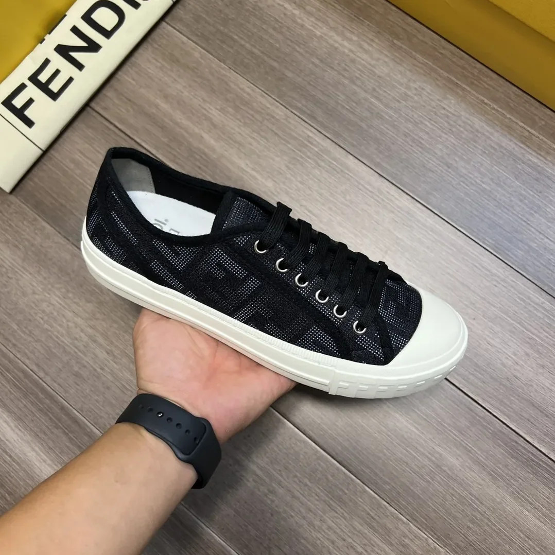 Fendi FD Domino Fabric Low in Tops Sneakers Black