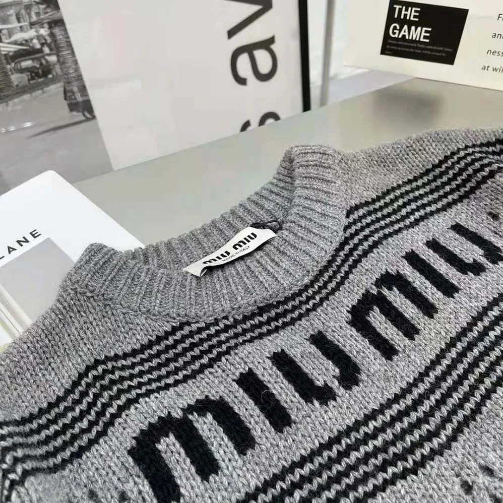 Miu Miu Cashmere Crew-Neck Sweater with Intarsia Knit Logo for Women in Gray