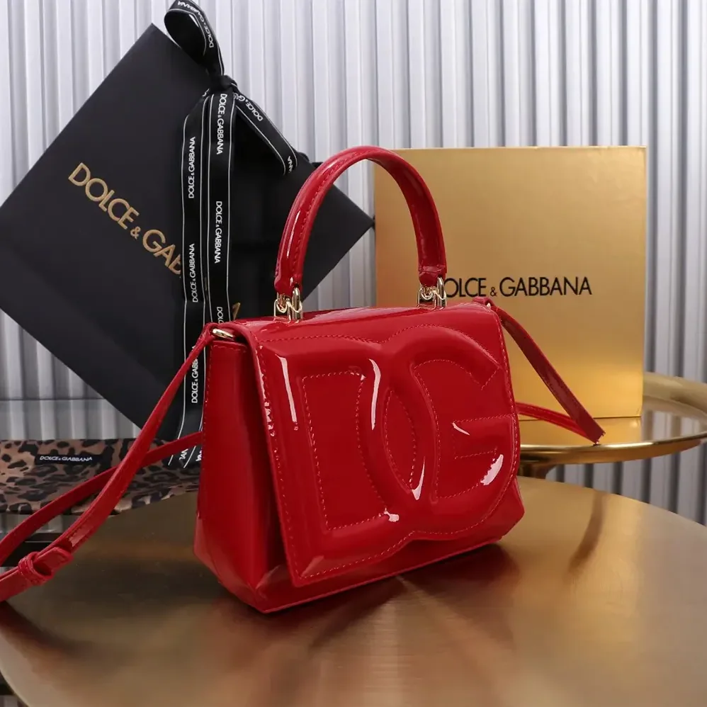 Dolce Gabbana D&G DG Logo Bag Top-handle Bag for Women in Red Dolce Gabbana D&G DG Logo Bag Top-handle Bag for Women in Red
