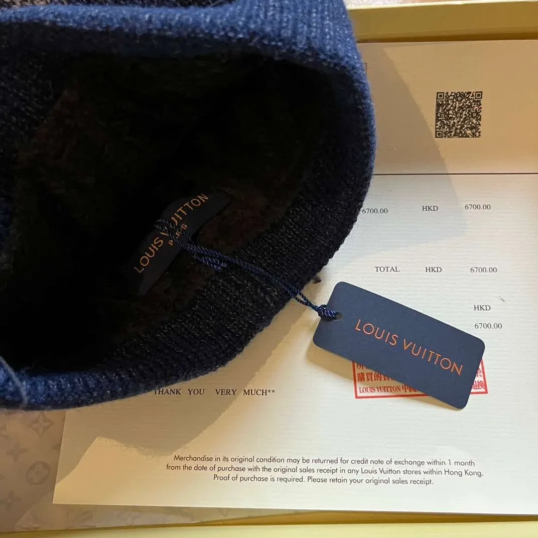 Louis Vuitton Neo Petit Damier Beanie Dark Blue Louis Vuitton Neo Petit Damier Beanie Dark Blue