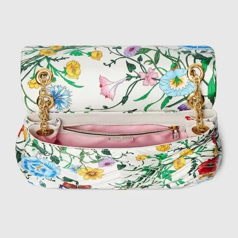 Gucci Marmont Medium Shoulder Bag / White in Multicolor Flora Gold Hardware Gucci Marmont Medium Shoulder Bag / White in Multicolor Flora Gold Hardware