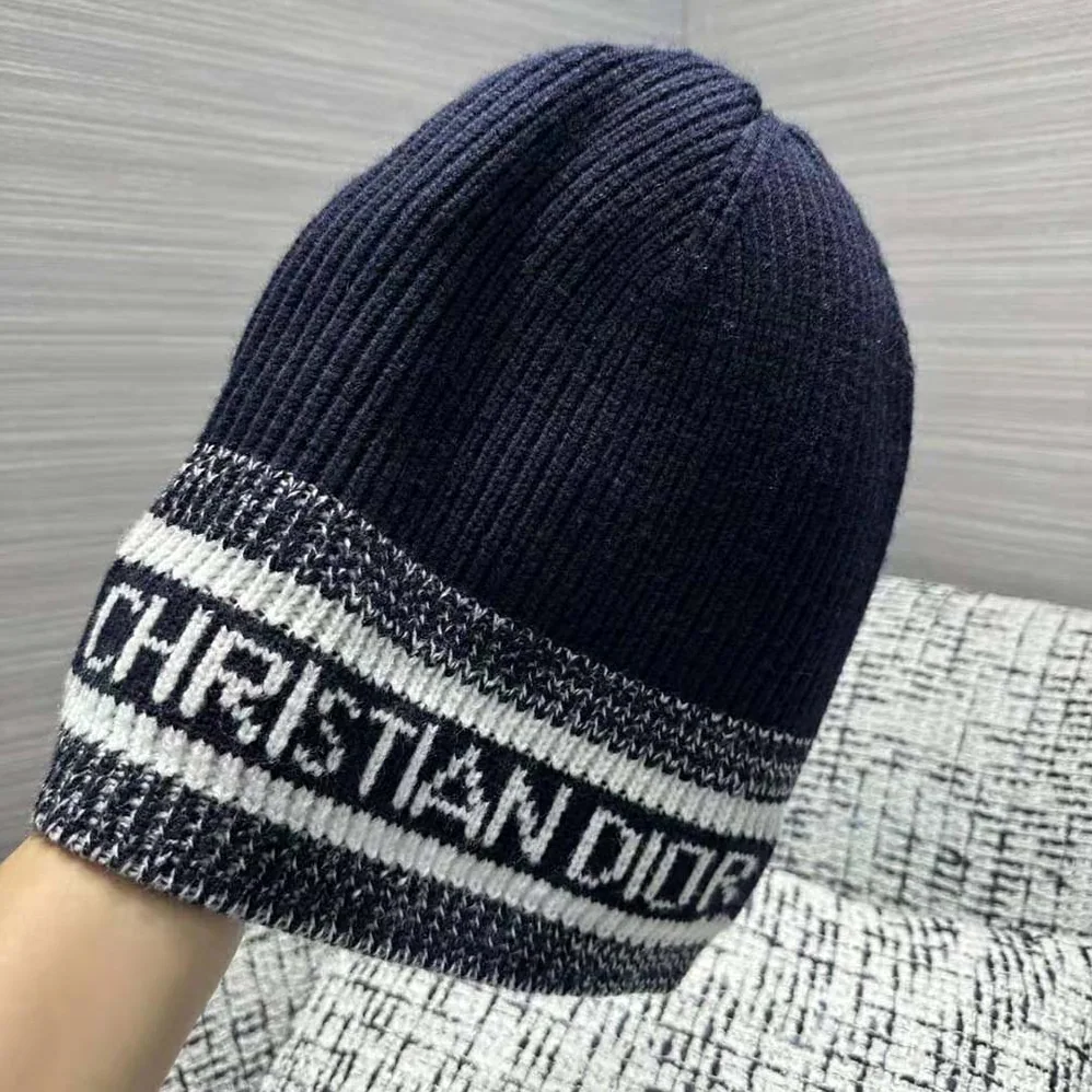 Dior D-White Beanie Black and Ivory Virgin Wool and Cashmere for Women Dior D-White Beanie Black and Ivory Virgin Wool and Cashmere for Women