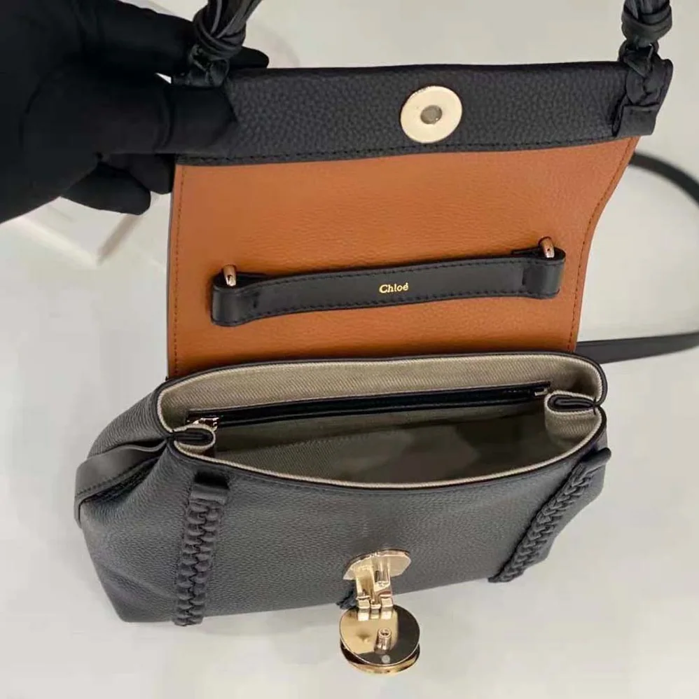 Chloe Penelope Small Soft Shoulder Bag for Women in Black Chloe Penelope Small Soft Shoulder Bag for Women in Black