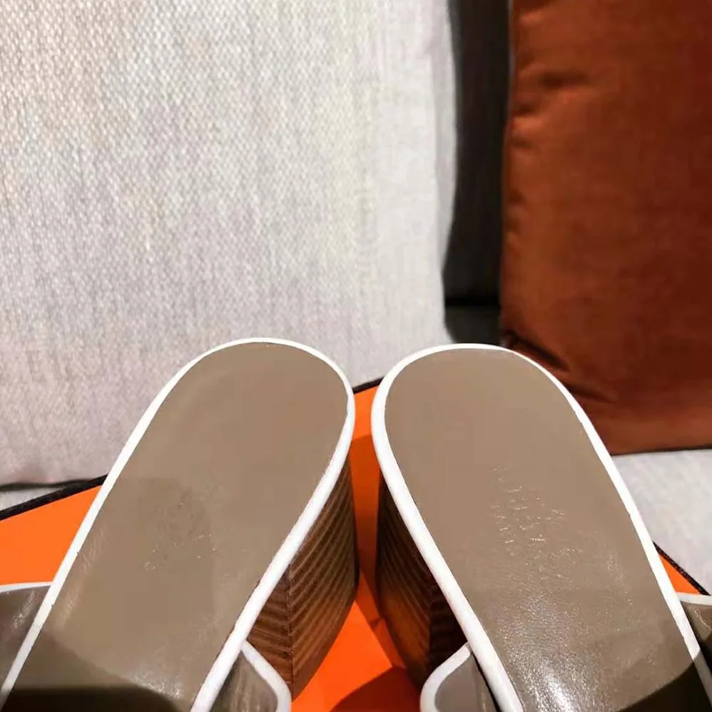 Hermes Camilla Mule High Heel Mule in Calfskin for Women in White