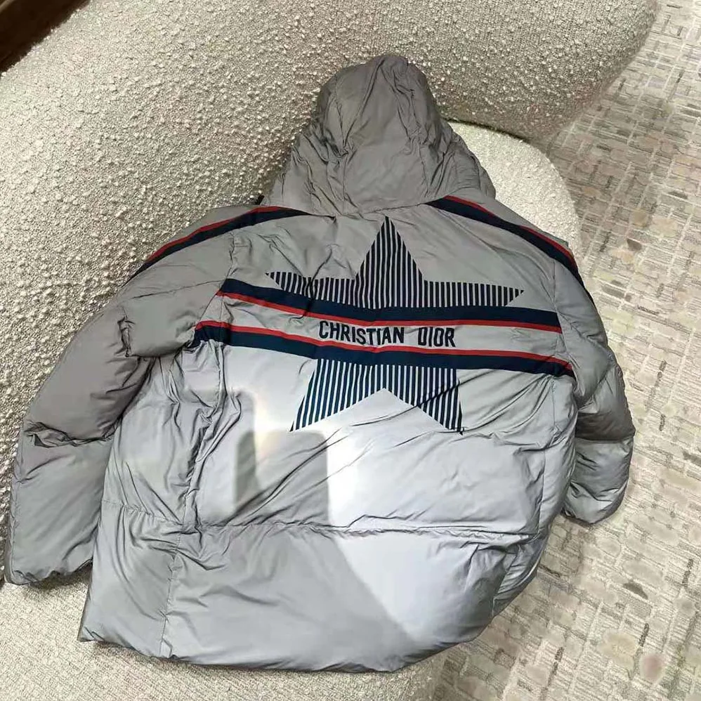 Dior Dioralps Hooded Down Jacket Silver-Tone Reflective Dior Star Quilted Technical Fabric for Women Dior Dioralps Hooded Down Jacket Silver-Tone Reflective Dior Star Quilted Technical Fabric for Women