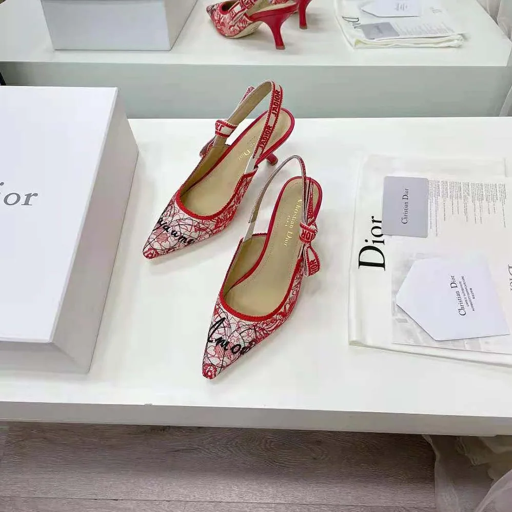 Dior J Adior Dioramour Slingback Pump D-Royaume D Amour Embroidered Cotton for Women Dior J Adior Dioramour Slingback Pump D-Royaume D Amour Embroidered Cotton for Women