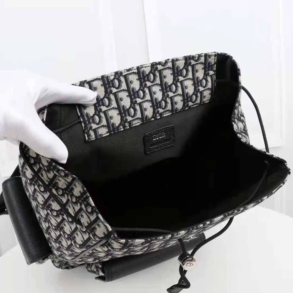 Dior Saddle Backpack Beige and Black Dior Oblique Jacquard and Black Grained Calfskin for Men Dior Saddle Backpack Beige and Black Dior Oblique Jacquard and Black Grained Calfskin for Men