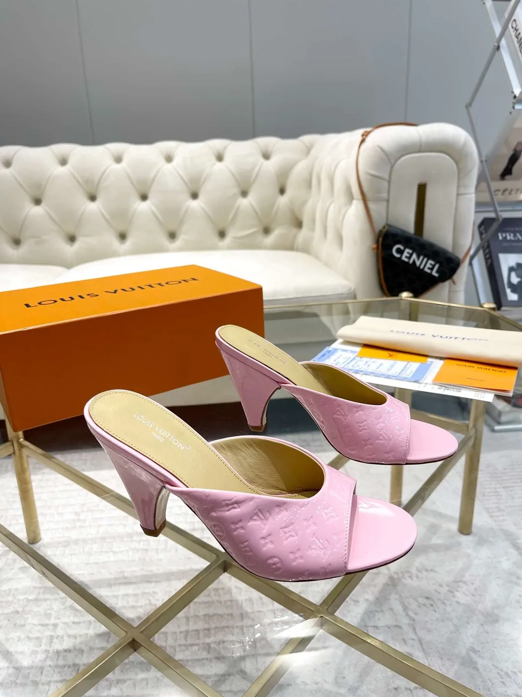 Louis Vuitton Super Mule White 1ACJ51 Louis Vuitton Super Mule White 1ACJ51