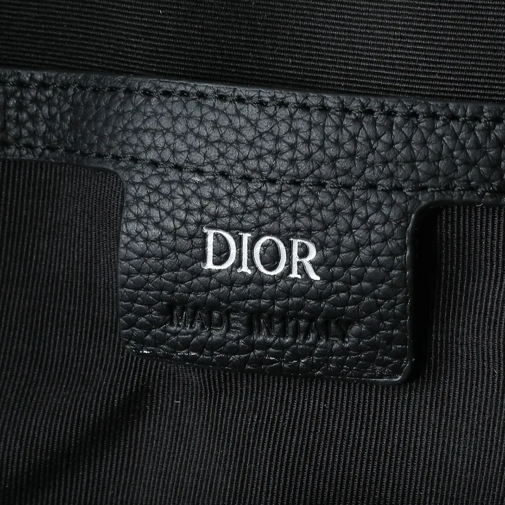 Dior Rider Soft Zipped Backpack Beige and Black Dior Oblique Jacquard with Black Grained Calfskin for Men Dior Rider Soft Zipped Backpack Beige and Black Dior Oblique Jacquard with Black Grained Calfskin for Men