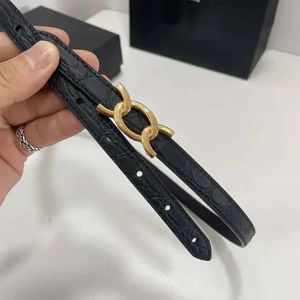 Saint Laurent YSL Chain-Buckle Belt in Crocodile for Women in Embossed Shiny Leather Saint Laurent YSL Chain-Buckle Belt in Crocodile for Women in Embossed Shiny Leather