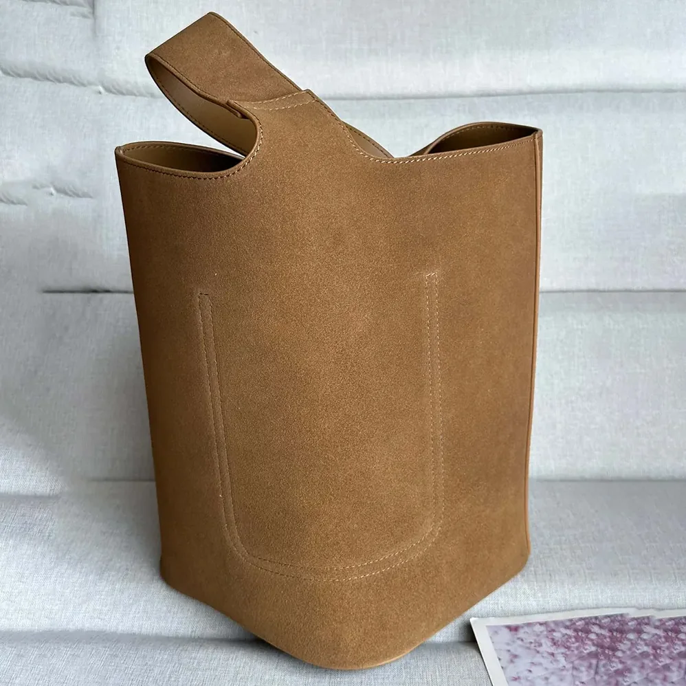Loewe Large Pebble Bucket Bag in Suede Calfskin-BANBBBHX01 for Unisex Loewe Large Pebble Bucket Bag in Suede Calfskin-BANBBBHX01 for Unisex