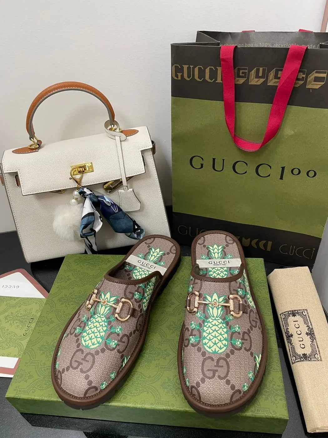 Gucci GG Slipper With Horsebit Brown in Pineapple Print GG Shoes for Men Gucci GG Slipper With Horsebit Brown in Pineapple Print GG Shoes for Men