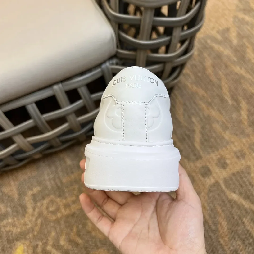 Louis Vuitton Beverly Hills Slip On White 1AA7NQ
