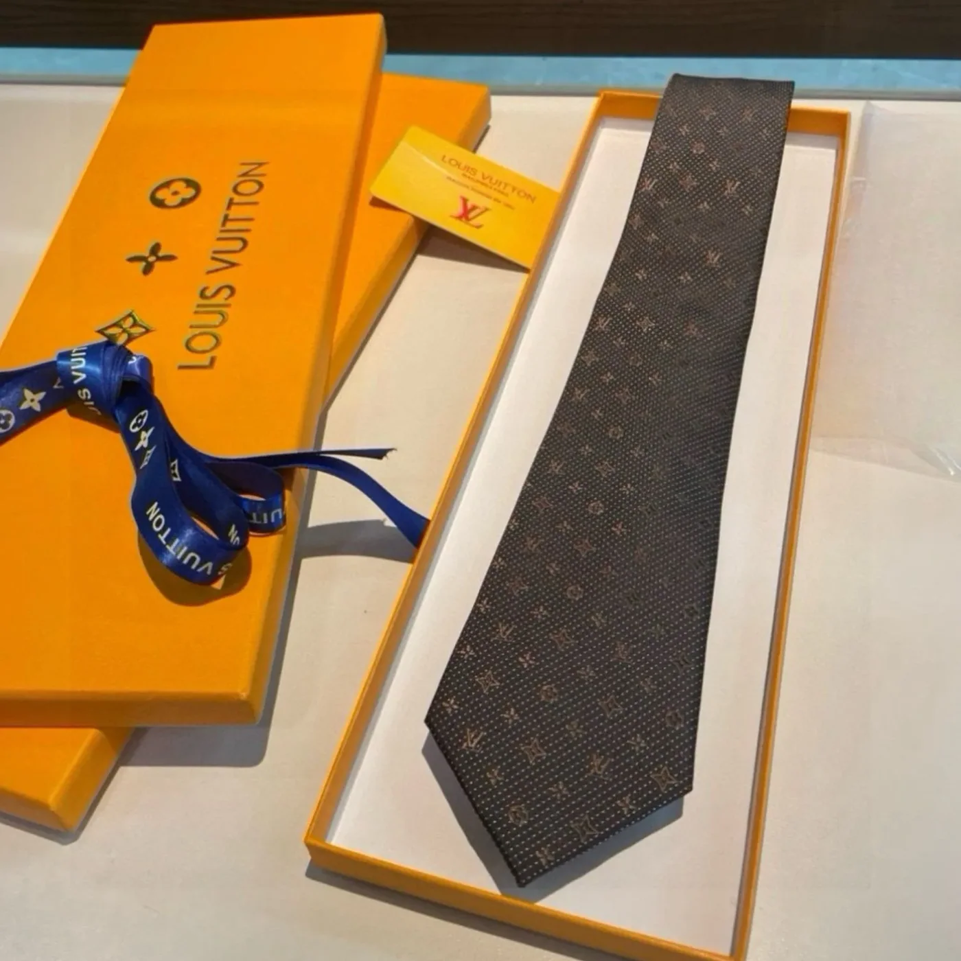 Louis Vuitton Monogram Silk Tie Deep Brown Louis Vuitton Monogram Silk Tie Deep Brown