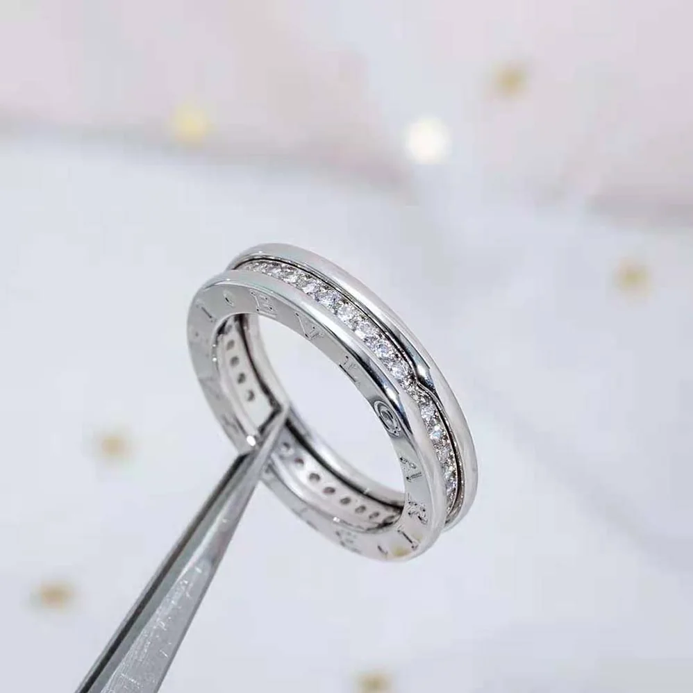 Bvlgari B.zero1 One-Band Ring in 18 KT White Gold Set with Pave Diamonds on the Spiral for Women Bvlgari B.zero1 One-Band Ring in 18 KT White Gold Set with Pave Diamonds on the Spiral for Women