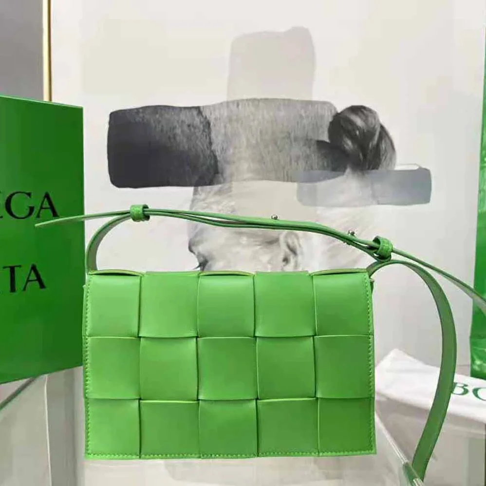 Bottega Veneta Cassette Intreccio Leather Cross-Body Bag for Women in Green