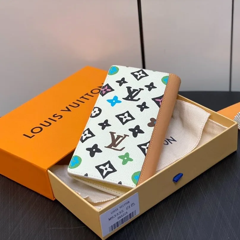 Louis Vuitton Brazza Wallet Cream 3.9 Inches/