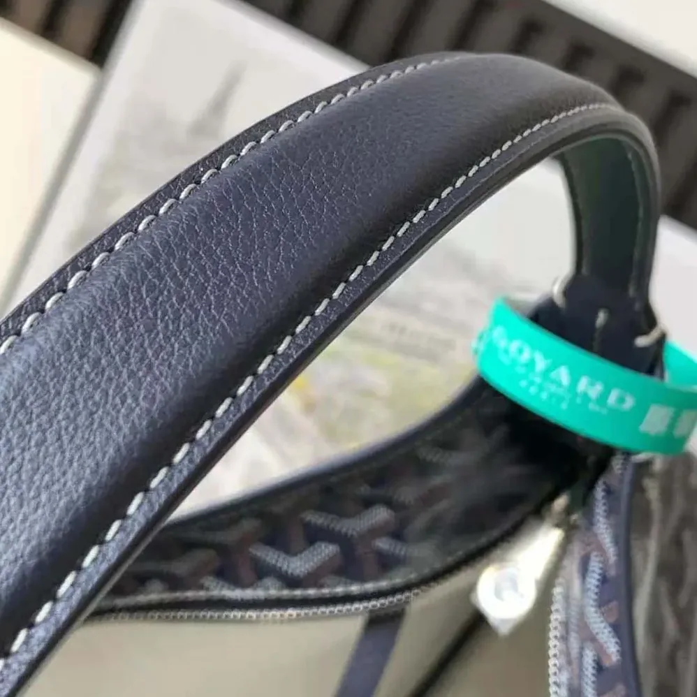 Goyard Bohème Hobo Bag for Unisex in Navy