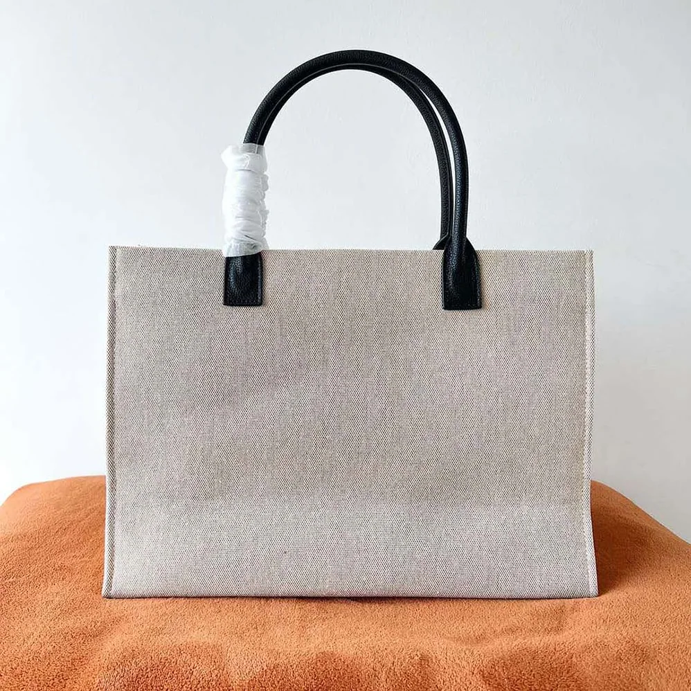 Versace La Medusa Canvas Large Tote Bag for Women in Beige Versace La Medusa Canvas Large Tote Bag for Women in Beige
